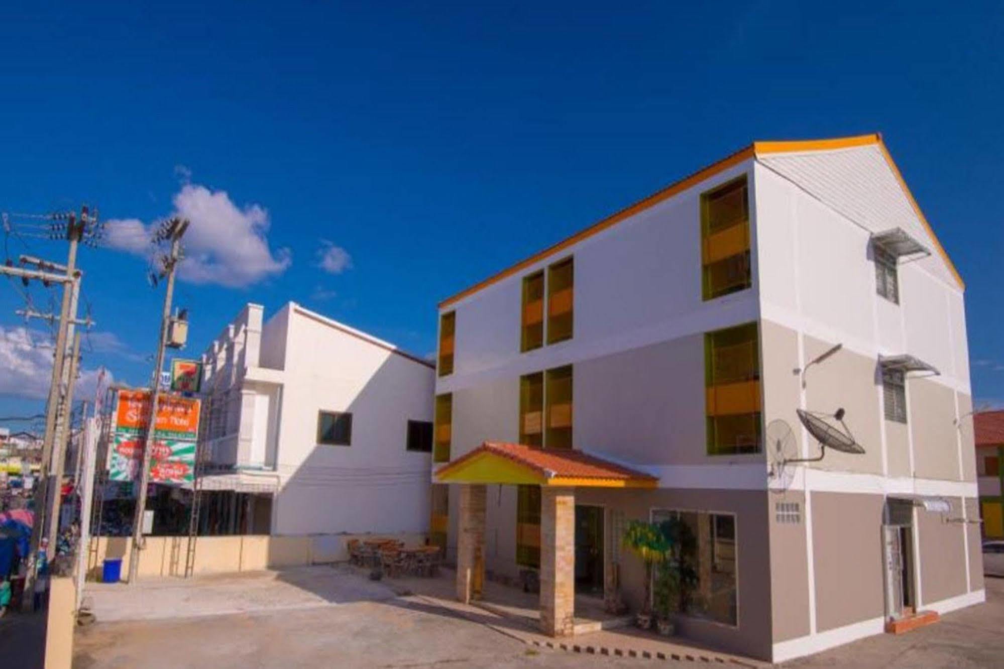S1 City Hotel Μπούρι Ραμ Εξωτερικό φωτογραφία