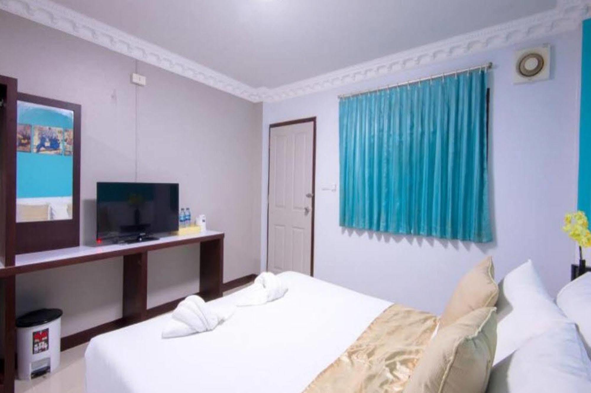 S1 City Hotel Μπούρι Ραμ Εξωτερικό φωτογραφία